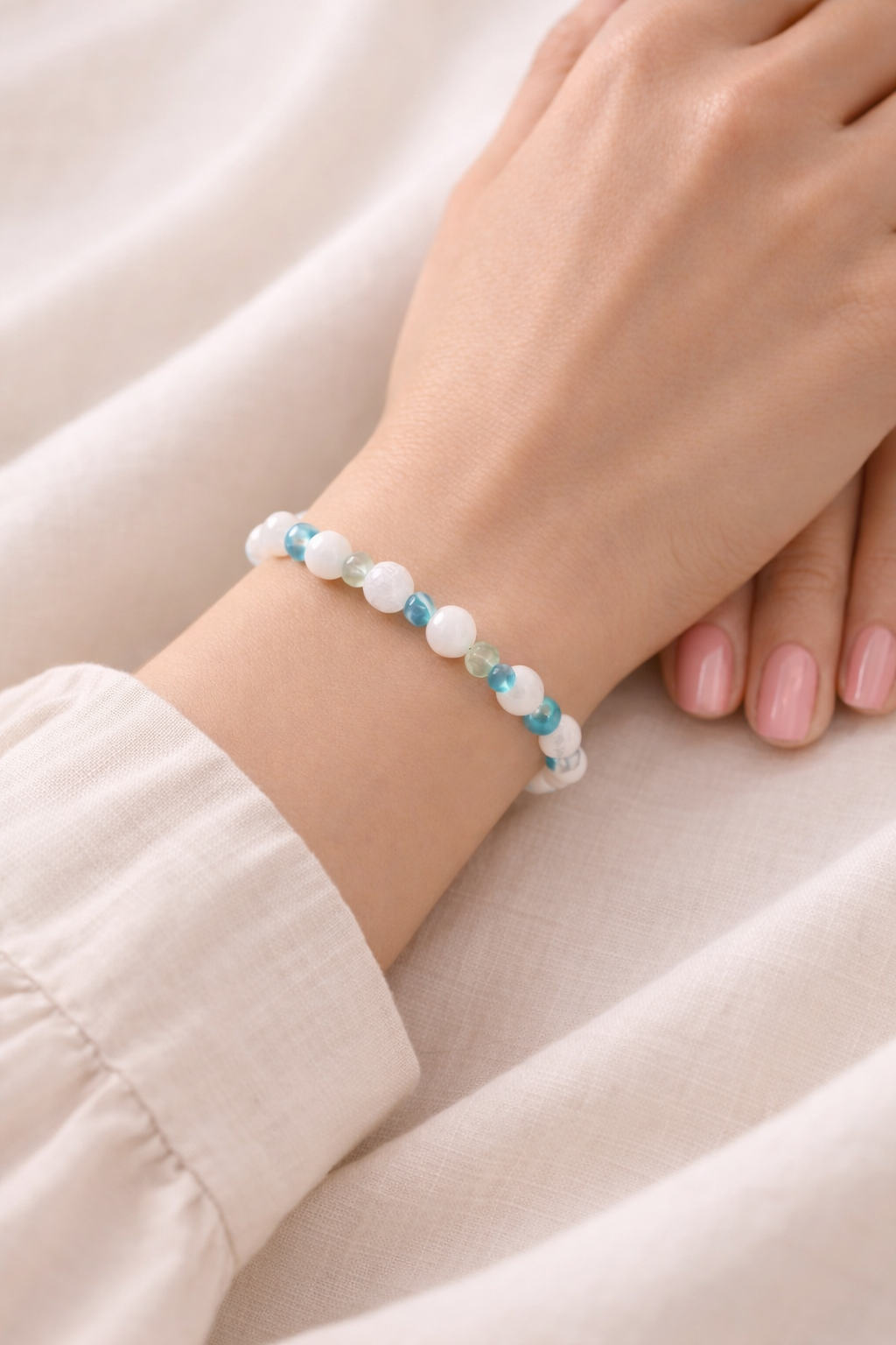 Ay Taşı, Prehnit ve Apatit Doğal Taş Bileklik – Enerji ve Niyet Bilekliği